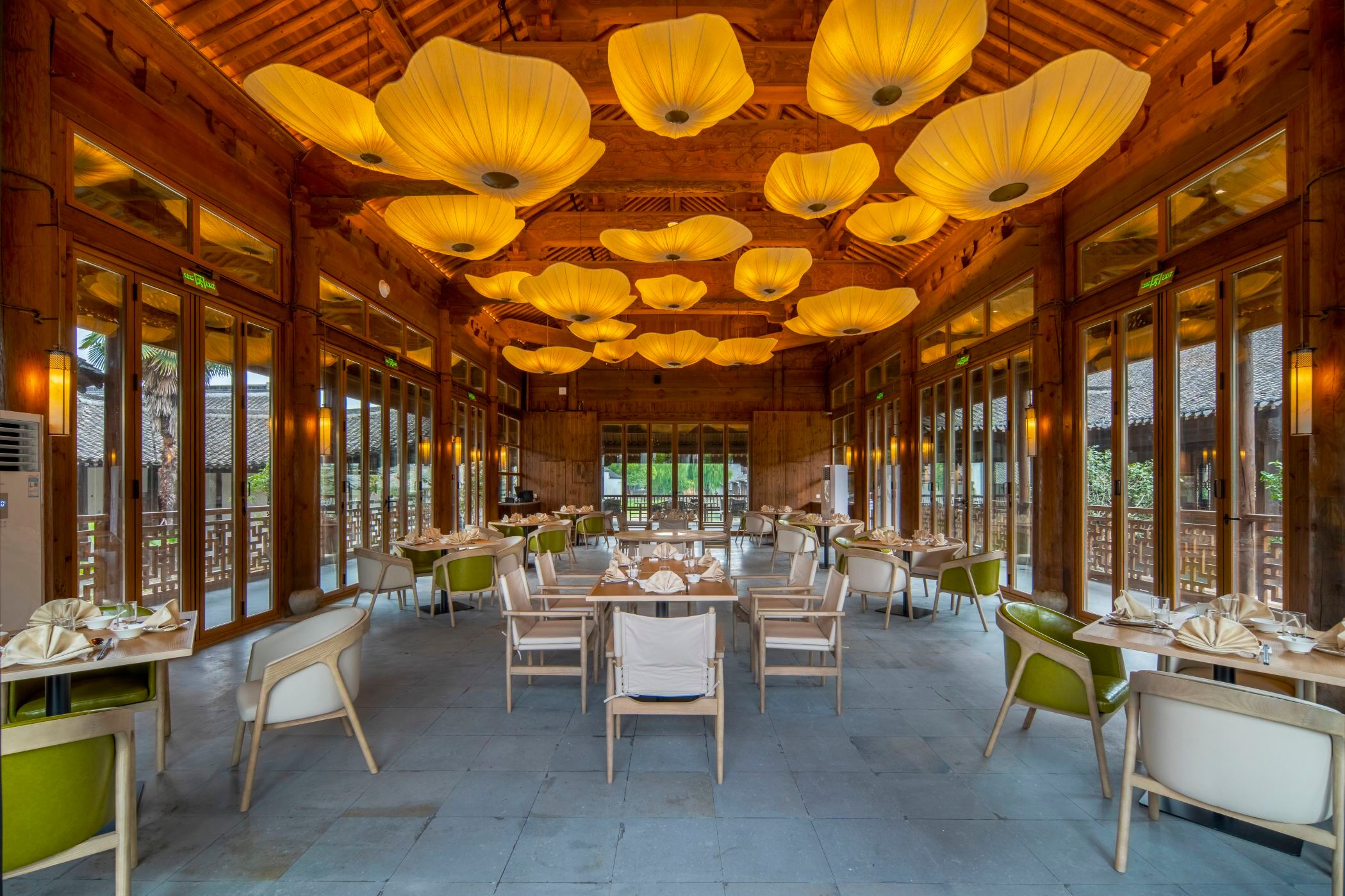 盐官潮乐之城宣德门酒店·拱辰江南宴中餐厅