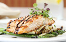 Bluefin Grille at the Providence Marriott Downtown餐厅图片