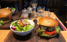 Bar Di Alt Apothek