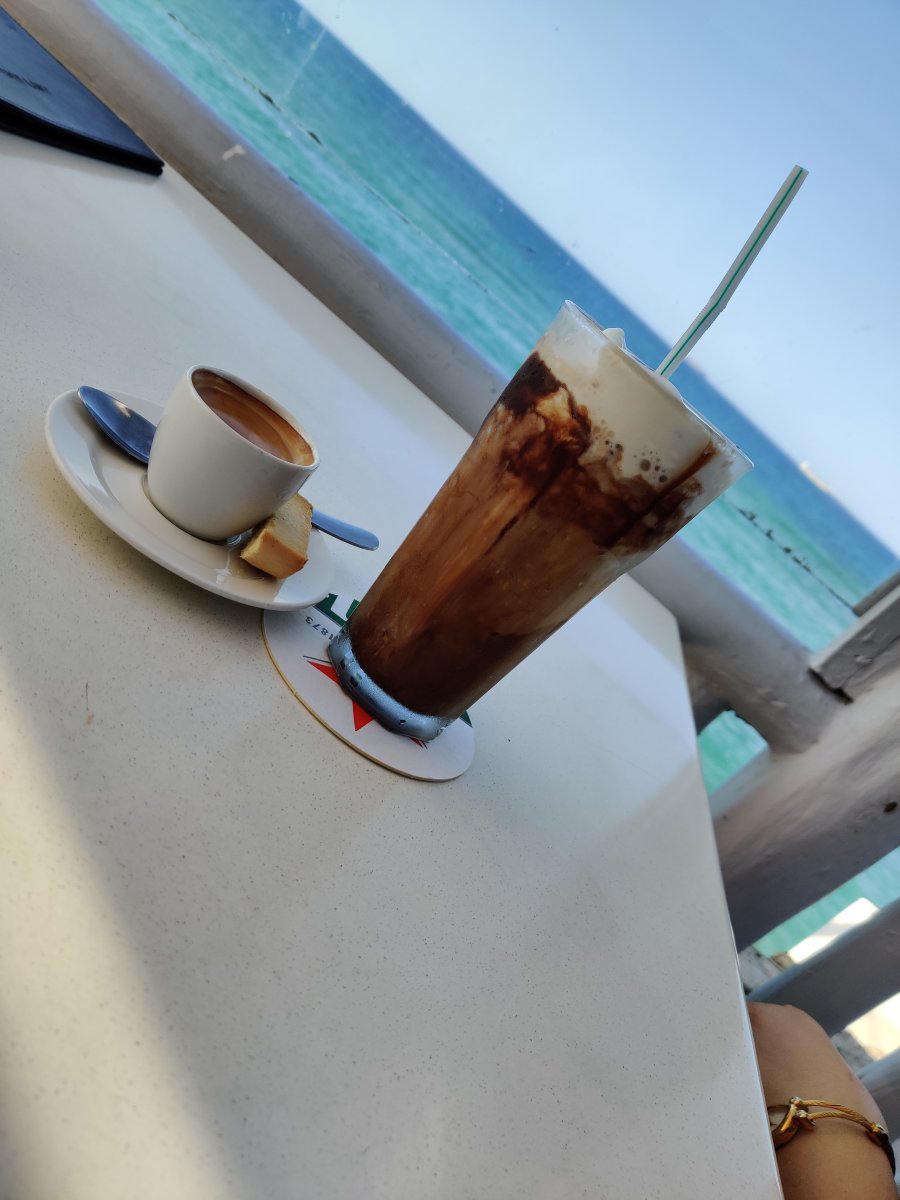 Karambezi Cafe