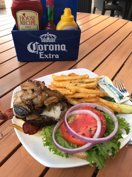 H20 Daytona Bar and Grill