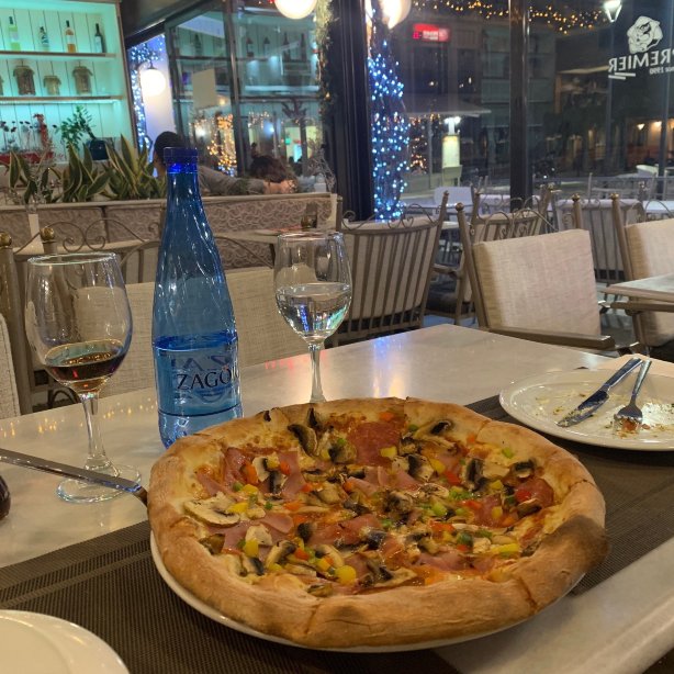Premier Restaurant