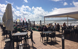 Sun & Moon beach bar