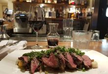 Arms Reach Bistro美食图片