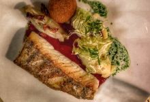 Zu den Rothen Forellen美食图片
