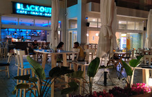 Blackout Coctail Bar Restaurant餐厅图片