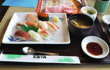 Tonden Sagamigaoka餐厅图片