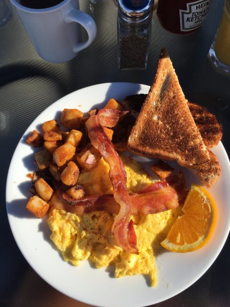 Top Mast Cafe
