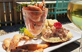The Beach Hut Beachside Bar and Seafood Kitchen