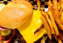 Cowboy Lodge and Grill美食图片