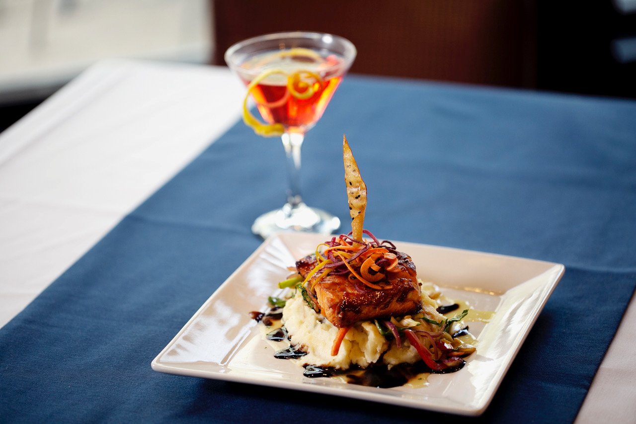 Elements Restaurant at Riverwoods