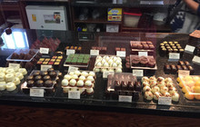 Coastal Mist Fine Chocolates and Desserts餐厅图片