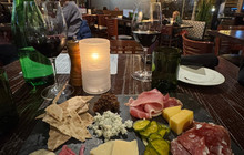Louie's Wine Dive餐厅图片