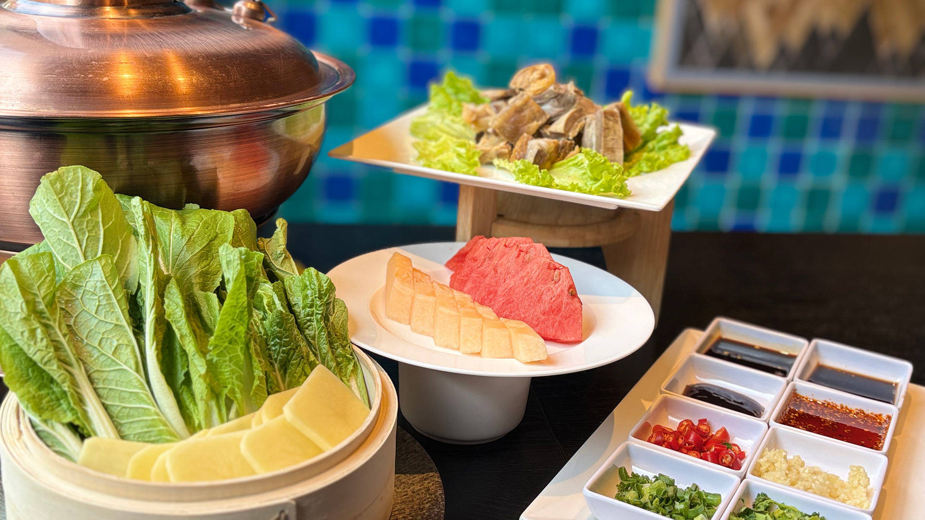 巴塘假日酒店-全日餐厅