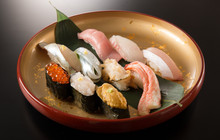 Kaiten Toyamasushi Toyamaekimae餐厅图片