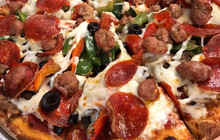 Wild West Pizzeria & Saloon餐厅图片