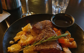 Mustaparran Päämaja