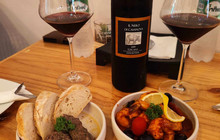 Tapas Bar & Restaurant At Laem Mae Phim餐厅图片