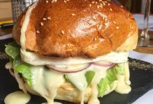 McCarthy's "Lord of the Burgers"美食图片