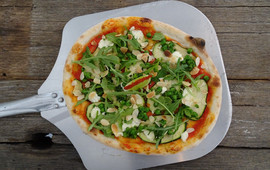Small Print Pizza Bar