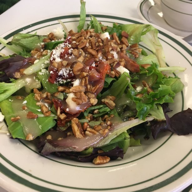 Louie's Cafe