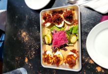 Bourbon On Main美食图片
