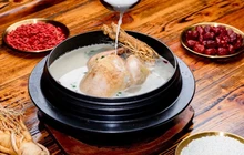 金至朝鲜族参鸡汤·包饭·冷水鱼餐厅图片