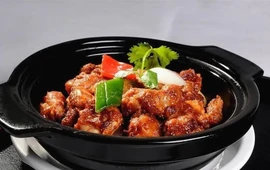 盛家黄焖鸡米饭小笼包店