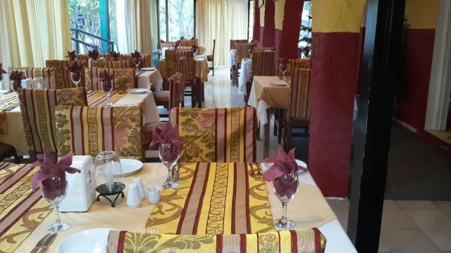 Bollywoods Restaurant and Bar