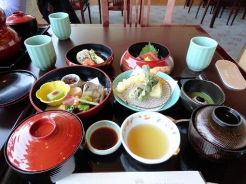 Japanese Cuisine Naniwa