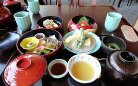 Japanese Cuisine Naniwa