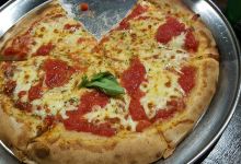 The Village Pizzeria美食图片