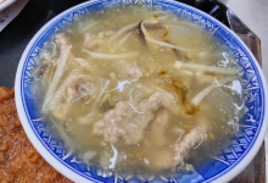 李仔哥爌肉饭美食图片