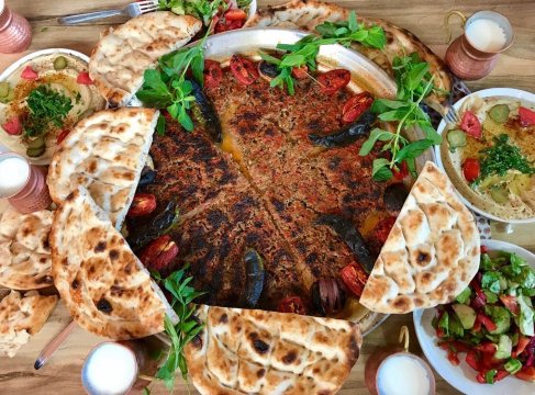 Poc Kasabi ve Kebap Salonu