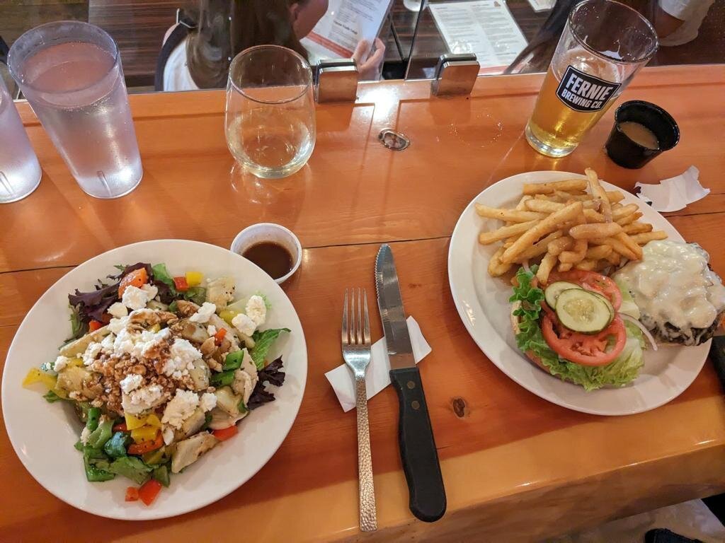 Horsethief Creek Pub & Eatery