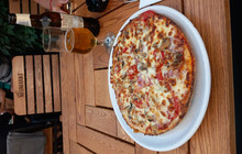 Pizzeria Szarvas餐厅图片