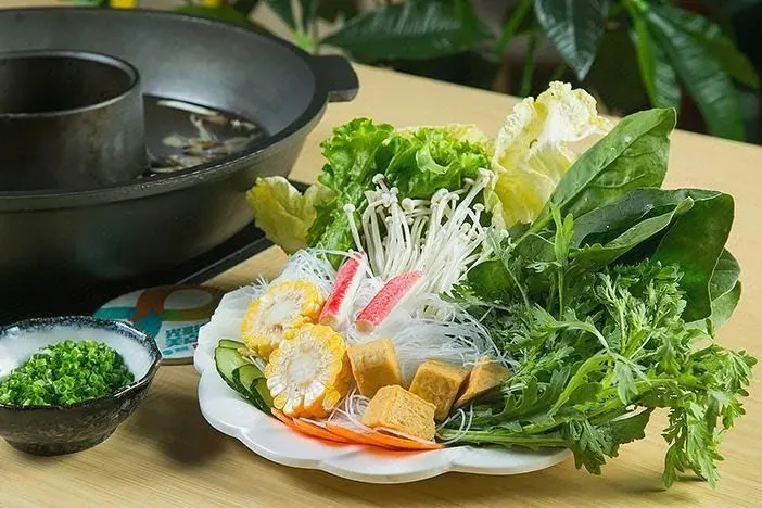余乐圈火锅鸡鸡煲