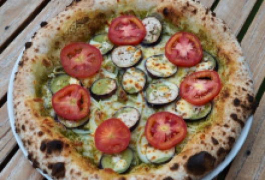 Nanamia Pizzeria Tirtodipuran美食图片