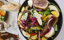 Le Cafe Victor Hugo