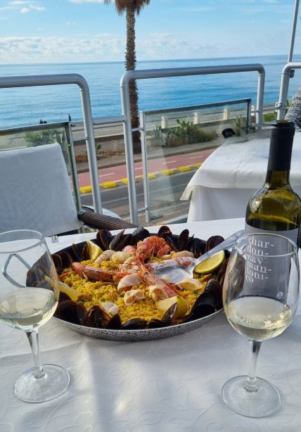 Atmosfera Versatile - Restaurant Lounge Bar -