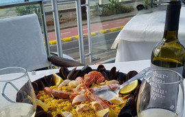 Atmosfera Versatile - Restaurant Lounge Bar -