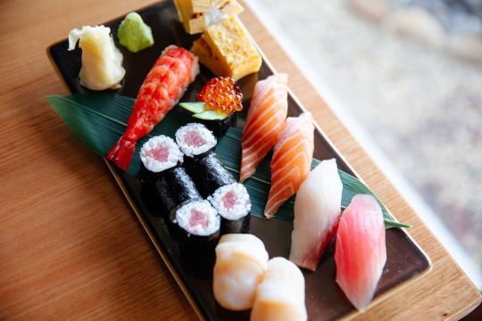 Hatsuhana Japanese Restaurant餐厅图片