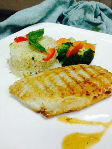 Aux Saisons Bar & Restaurant