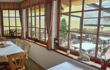 Gasthof Weisses Lamm餐厅图片