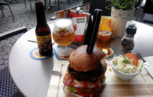 Eet en Bierencafe De Beiaard餐厅图片
