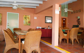 Hott Pott Cuisine at The Courtyard Bistro