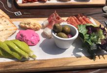 Hepburn Pavilion Cafe美食图片