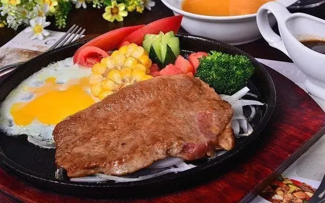 西西里亚茶餐厅·棋牌·宴席(万象美域店)
