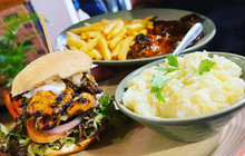 Grills Restaurant And Bar餐厅图片
