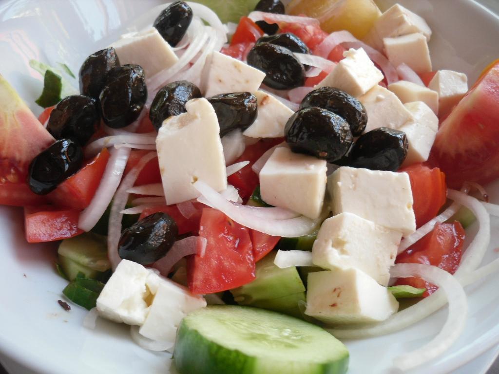 Guven's Restaurant & Bar